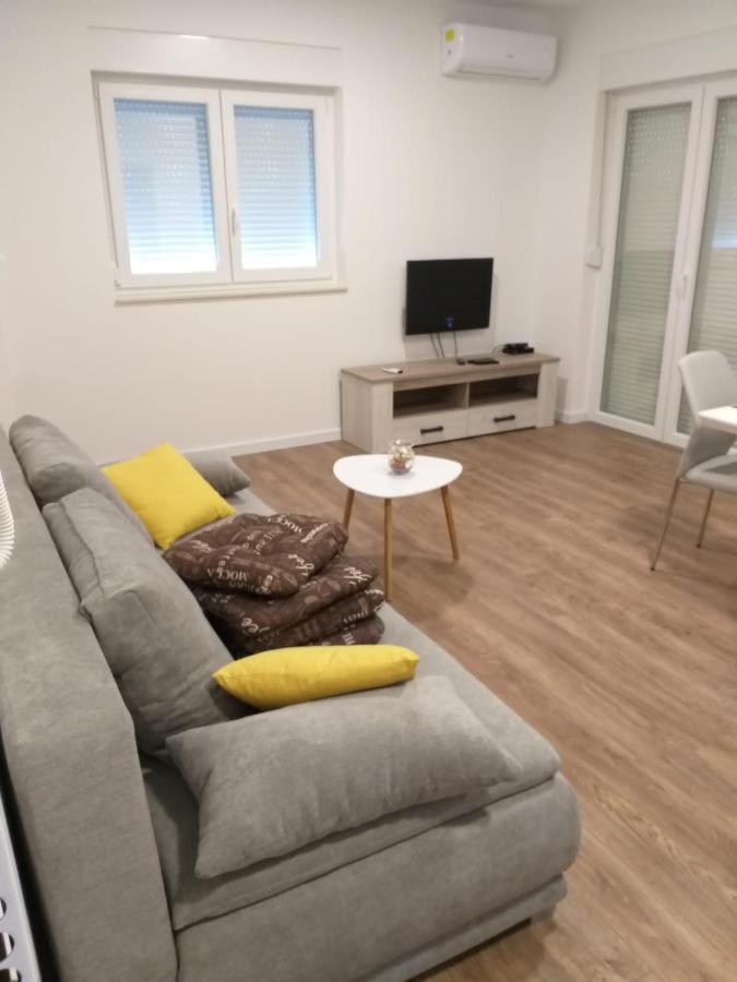 Apartman Iva 希贝尼克 外观 照片